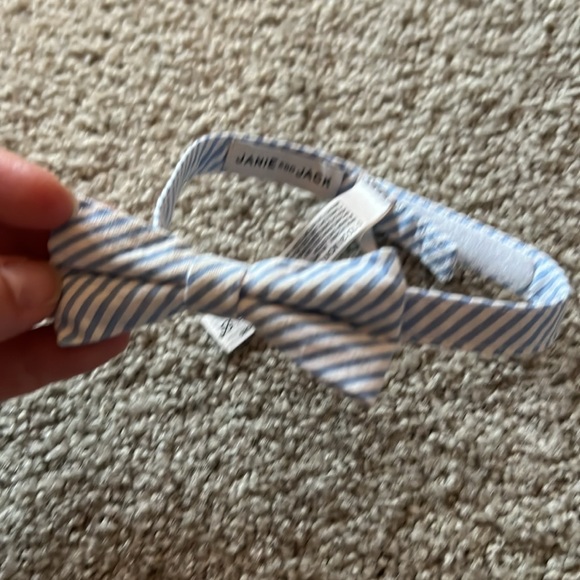 Like new Janie and Jack Bow Tie Outfit - Picture 7 of 7